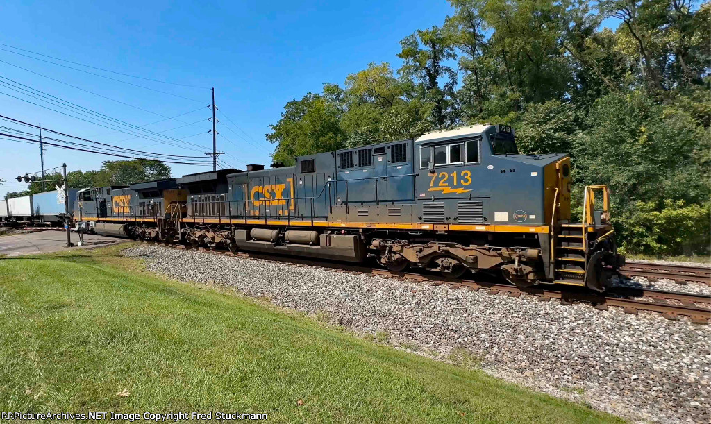 CSX 7213 at Bailey Rd.